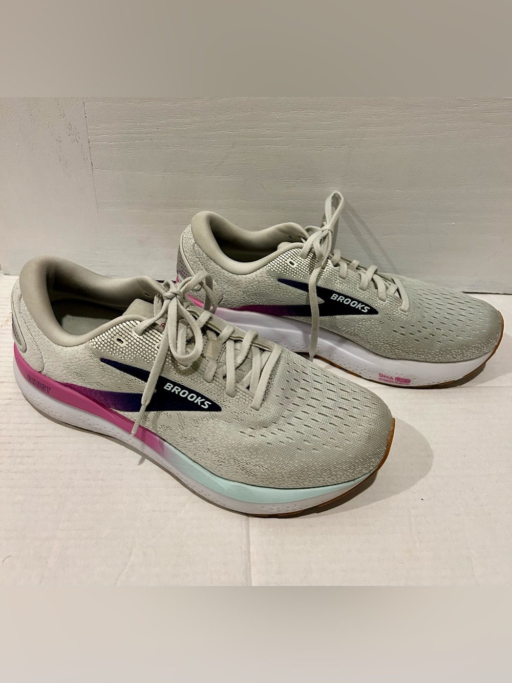Brooks Women's Running Sneakers - Light Gray with Pink & Aqua Accents